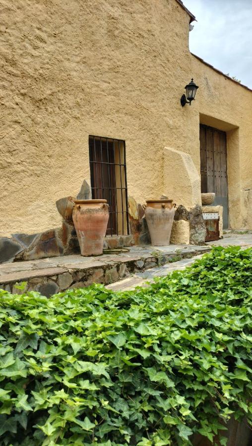 Casa Rural Lares Casas de Don Pedro Luaran gambar