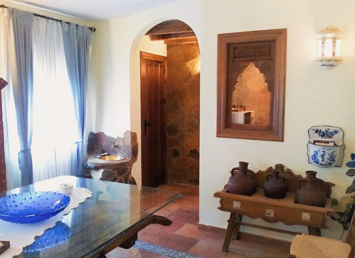 Casa Rural Lares Casas de Don Pedro Luaran gambar