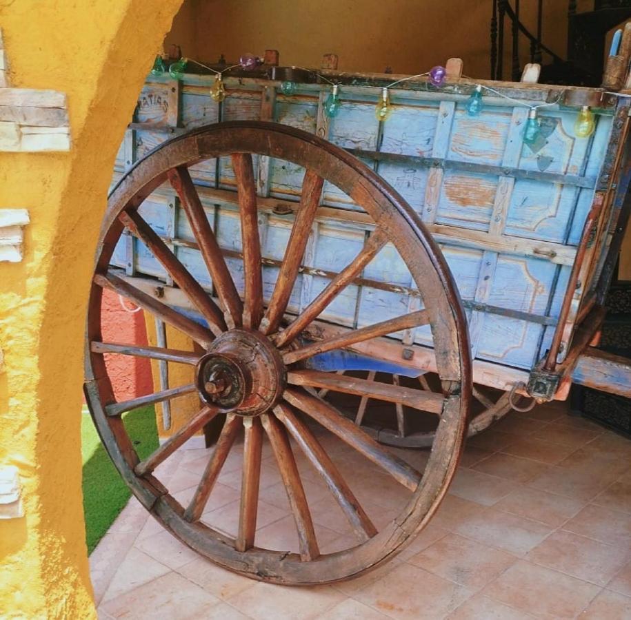 Casa Rural Lares Casas de Don Pedro Luaran gambar