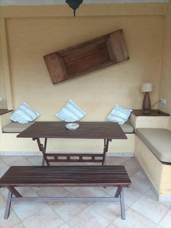 Casa Rural Lares Casas de Don Pedro Luaran gambar
